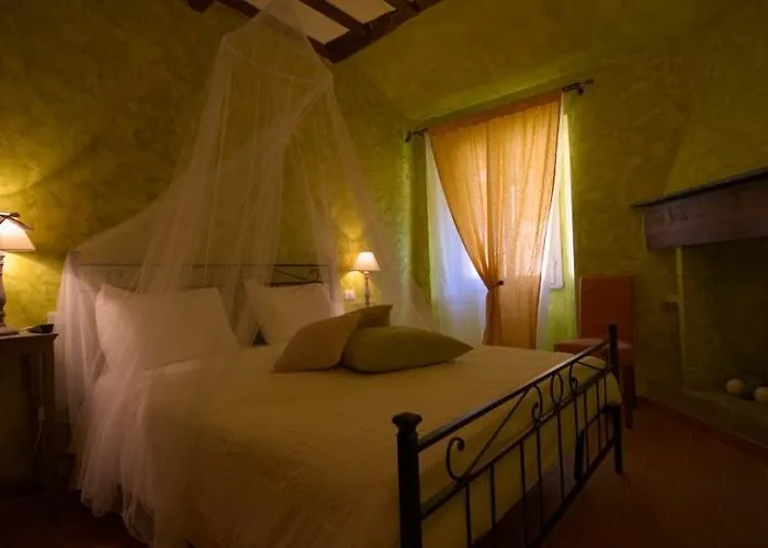 여관 Guelfo Tredozio