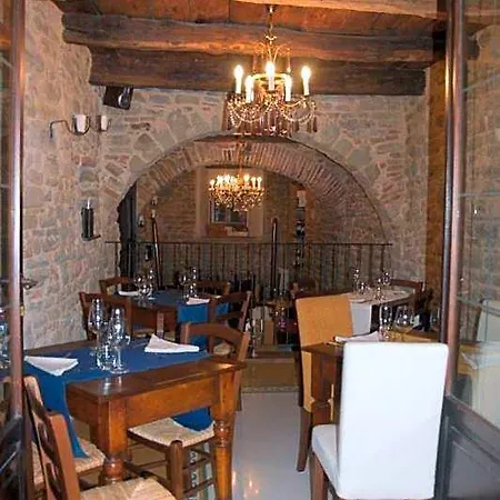 Guelfo بيت ريفي