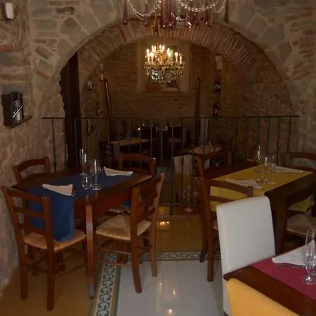 بيت ريفي Guelfo